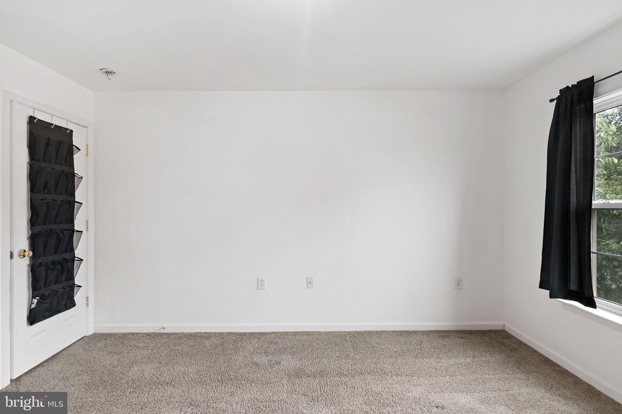 WOLFORD WOODS - Residential