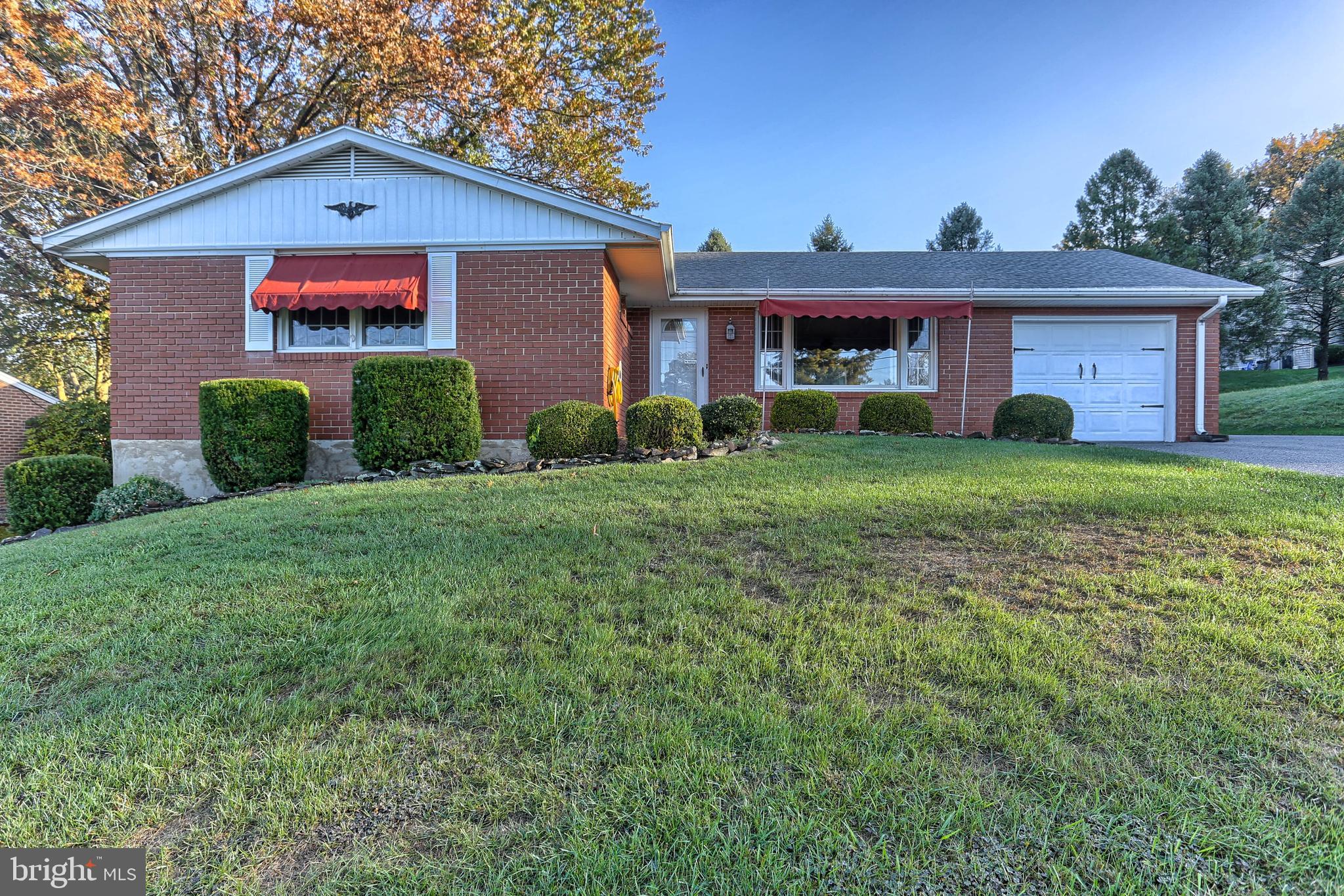WOODLAND VIEW - Residential