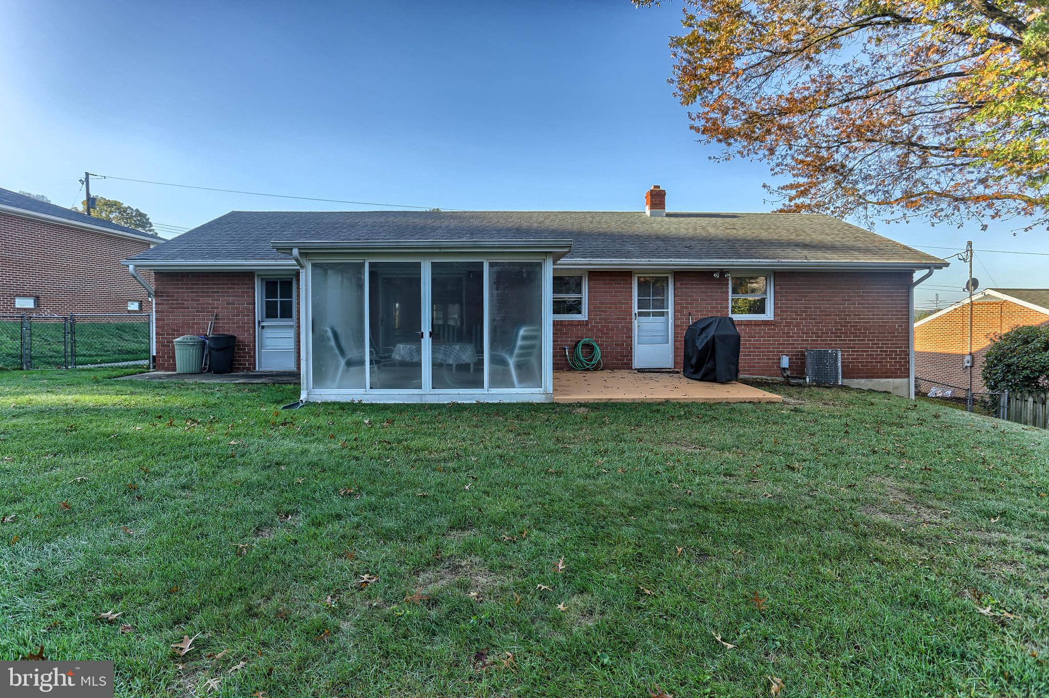 WOODLAND VIEW - Residential