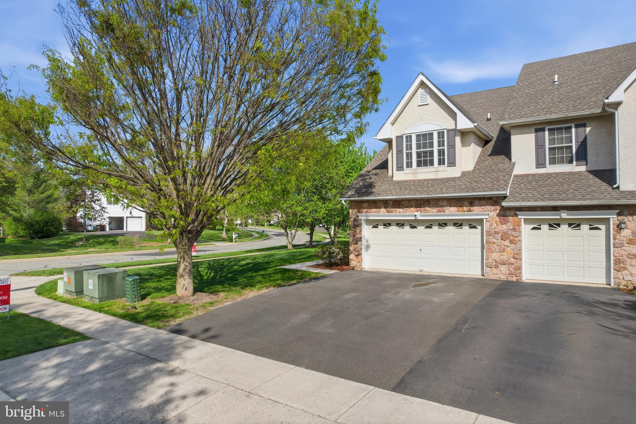 WARRINGTON HUNT - Residential