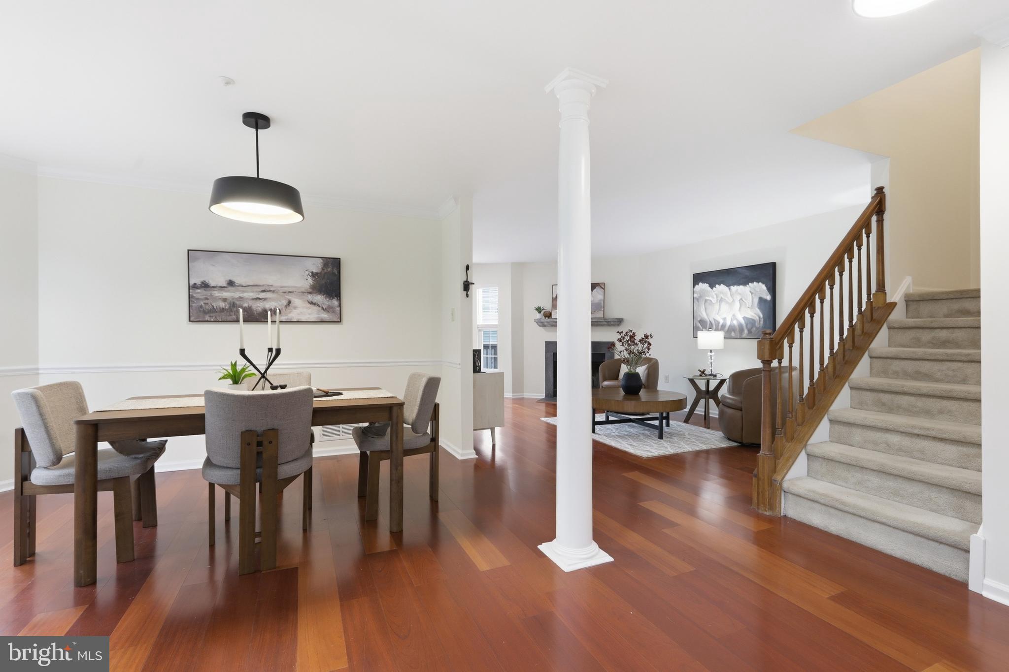 WARRINGTON HUNT - Residential
