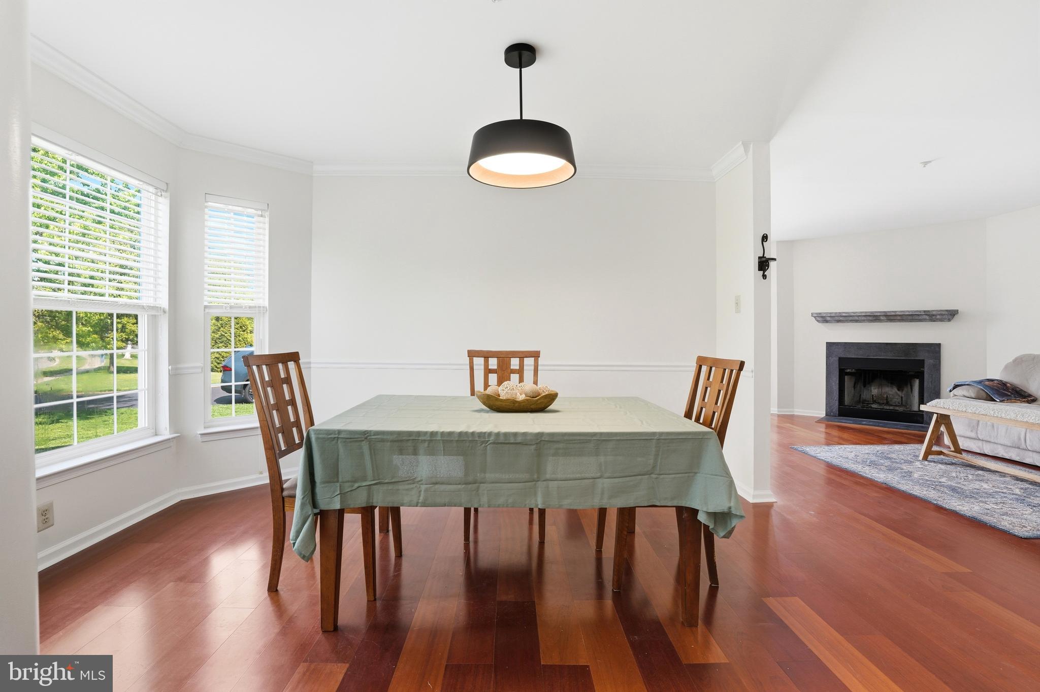 WARRINGTON HUNT - Residential