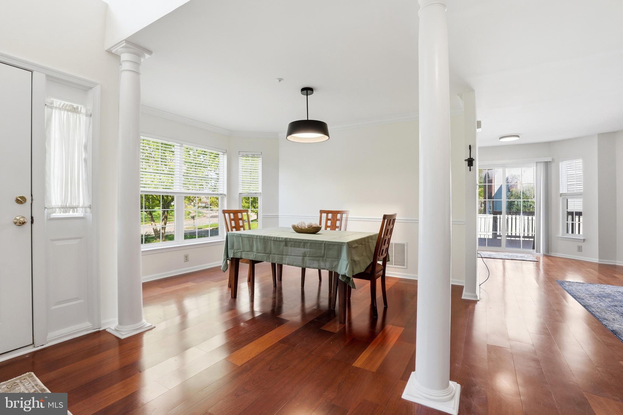 WARRINGTON HUNT - Residential