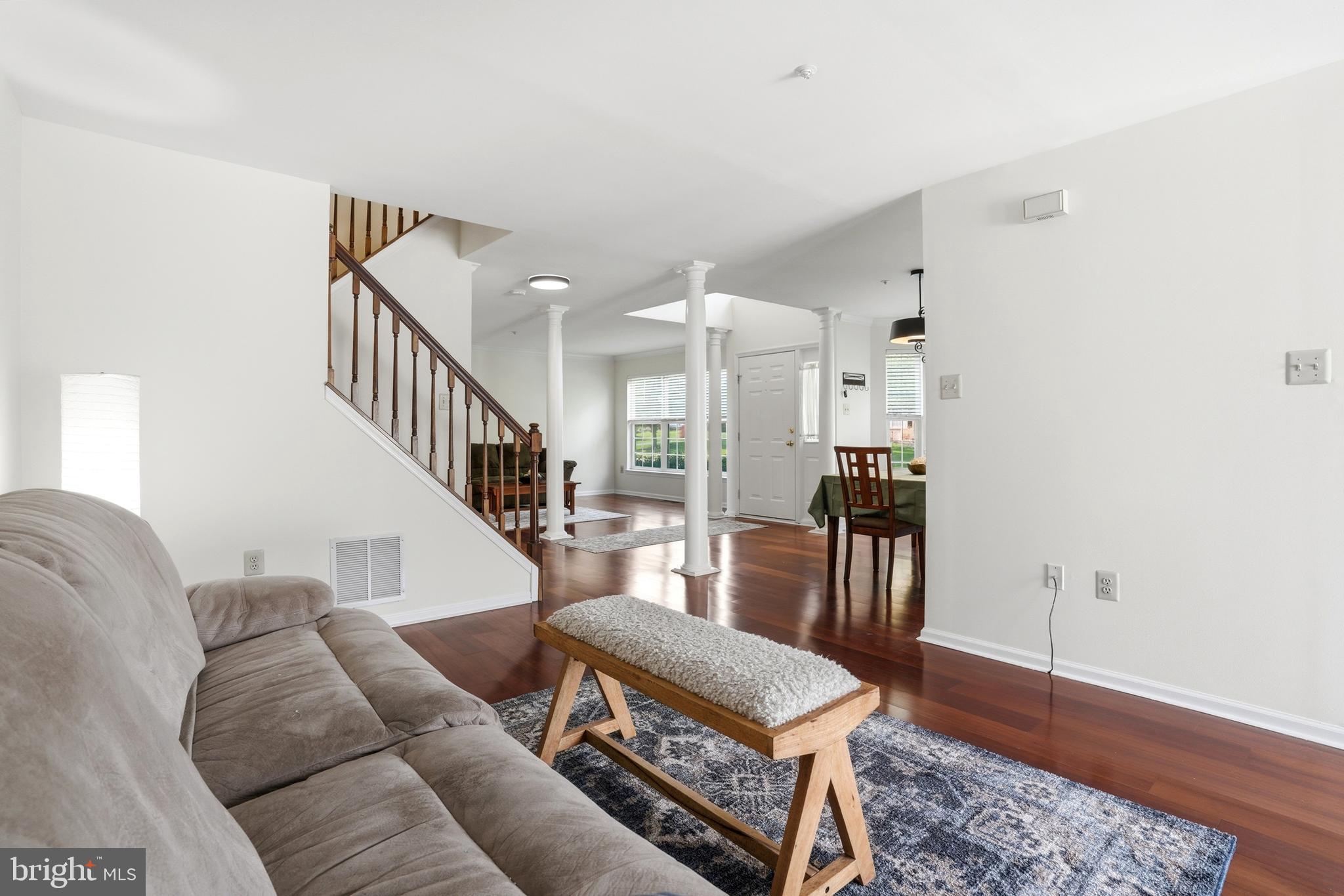 WARRINGTON HUNT - Residential