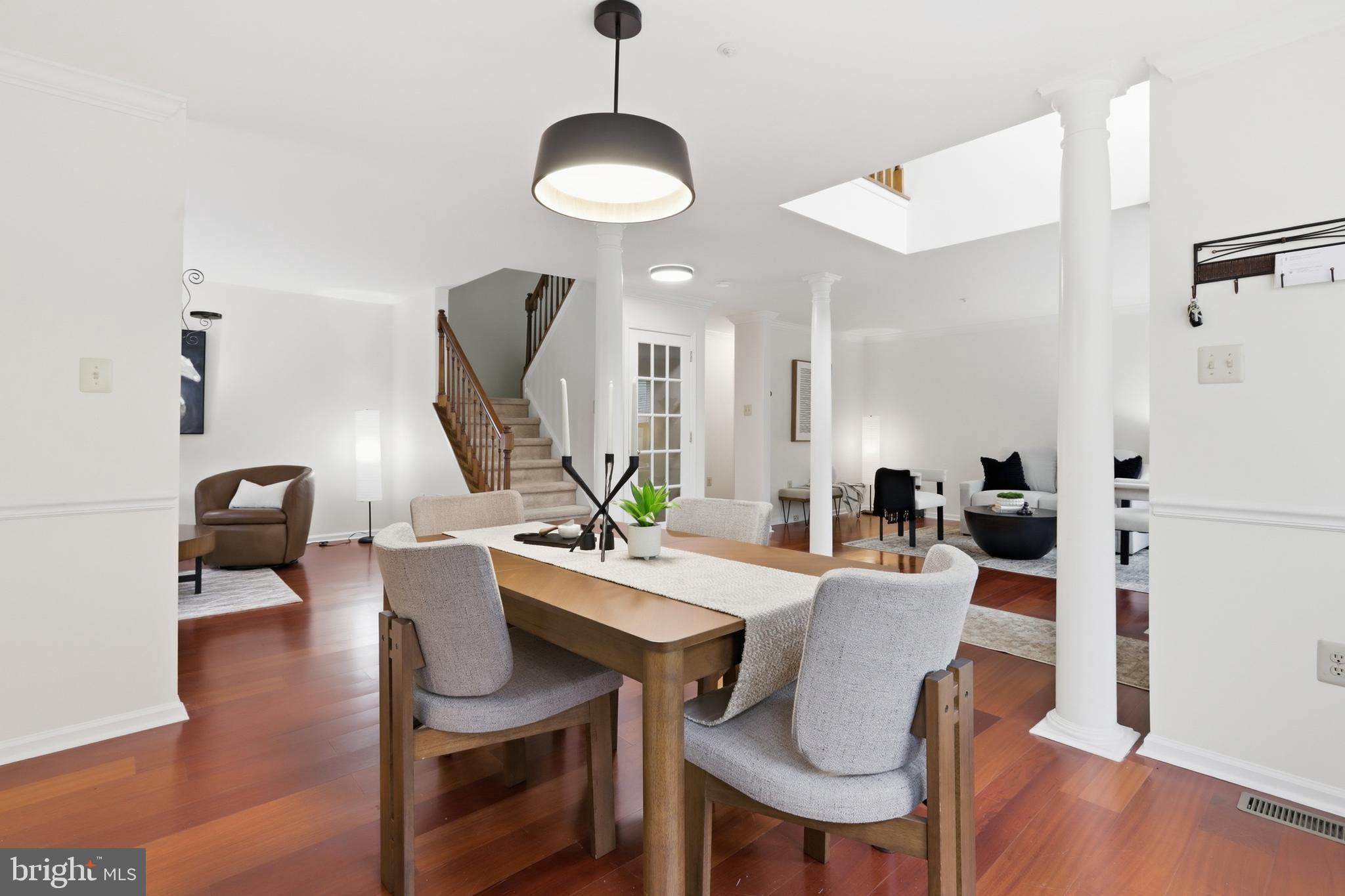 WARRINGTON HUNT - Residential