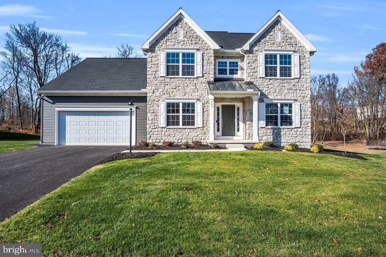 ROCKVILLE ESTATES - Residential