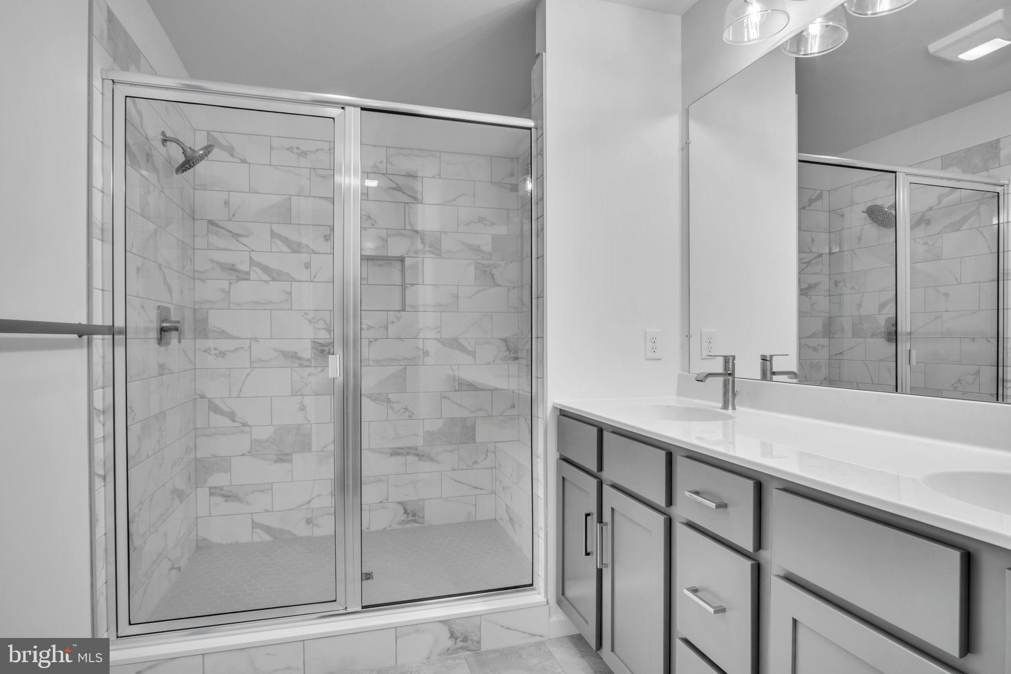 ROCKVILLE ESTATES - Residential