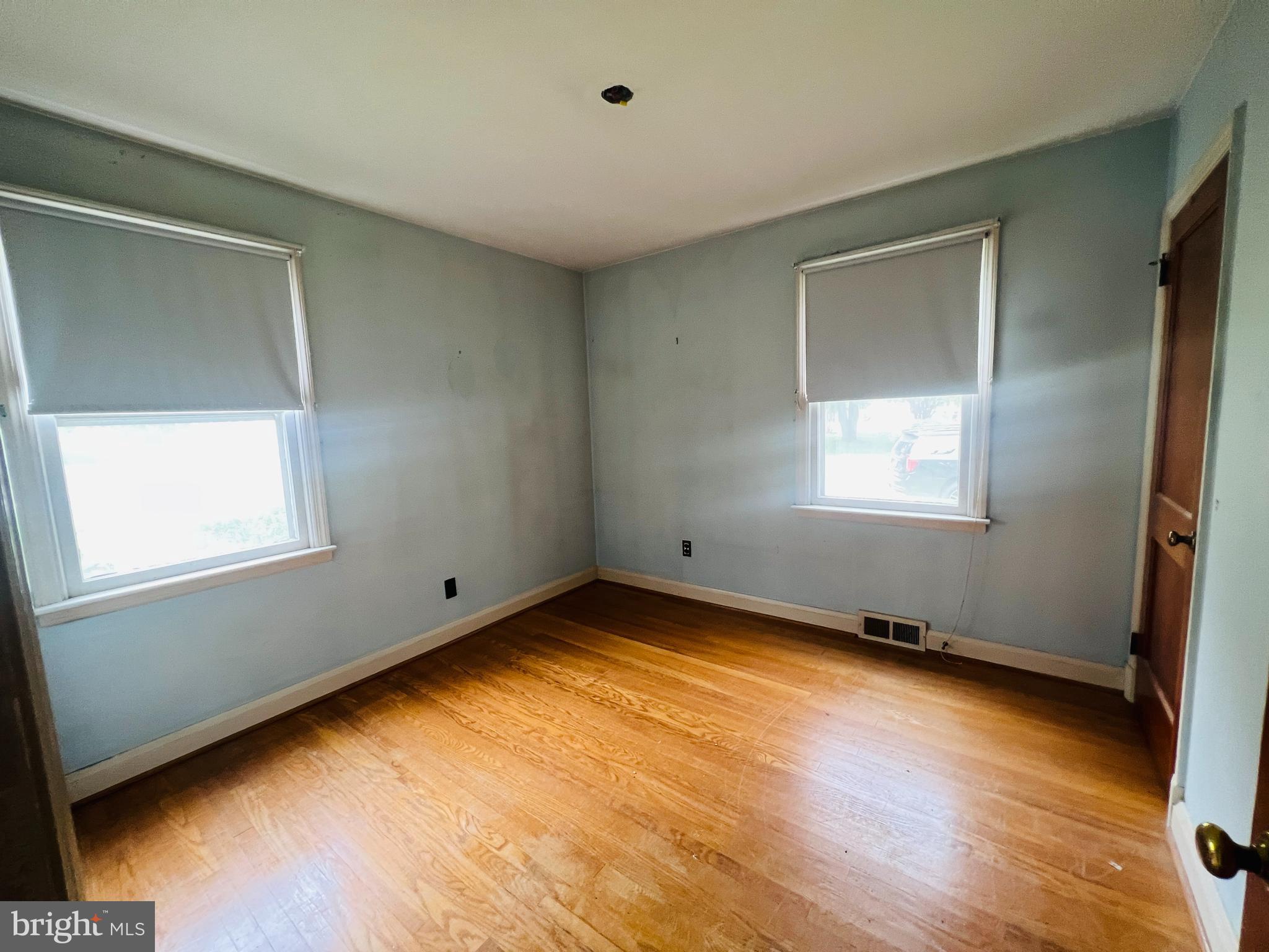 LONGVIEW ON MAGOTHY - Residential