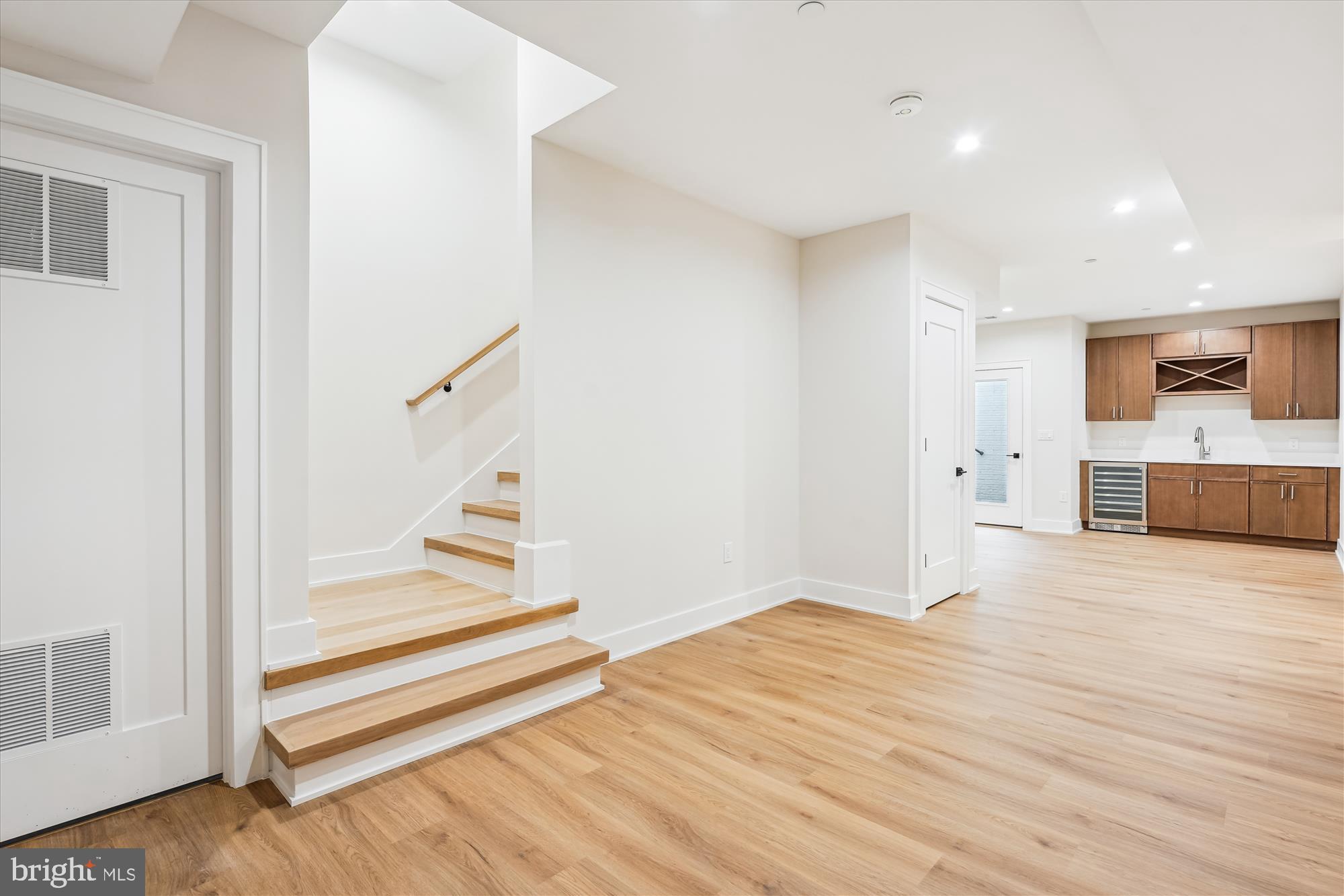 GEORGETOWN VILLAGE - Residential