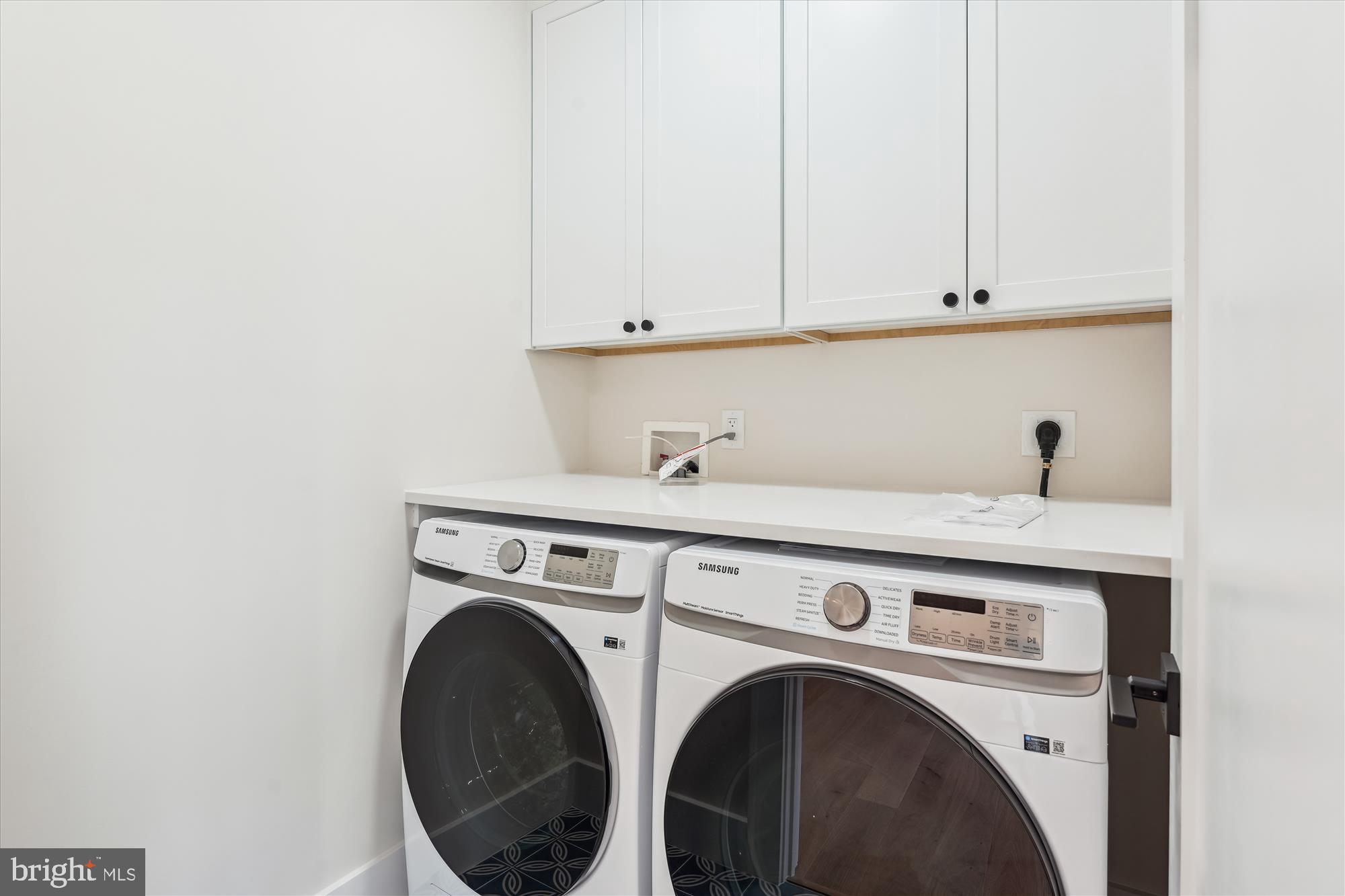 GEORGETOWN VILLAGE - Residential