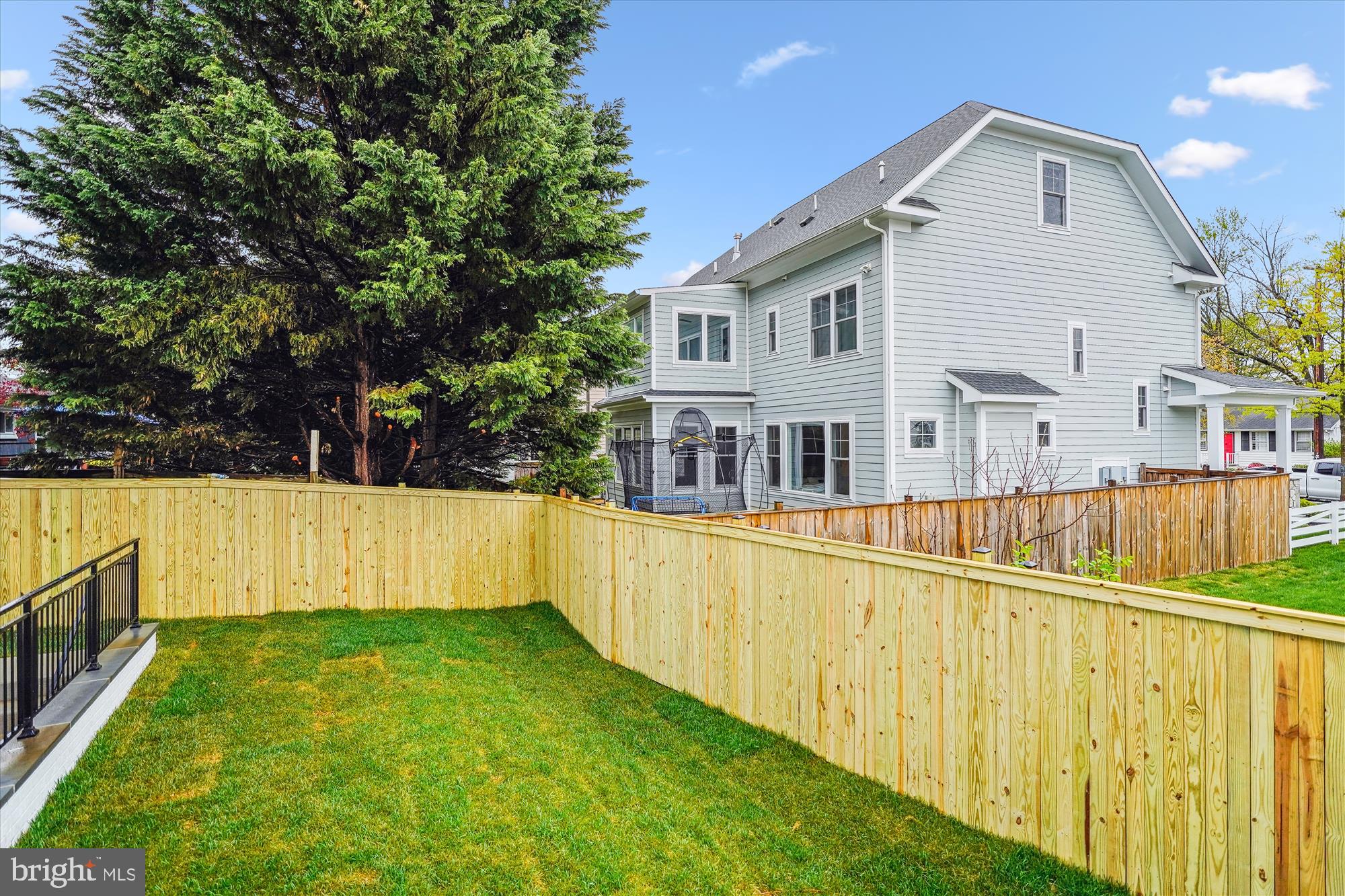 GEORGETOWN VILLAGE - Residential