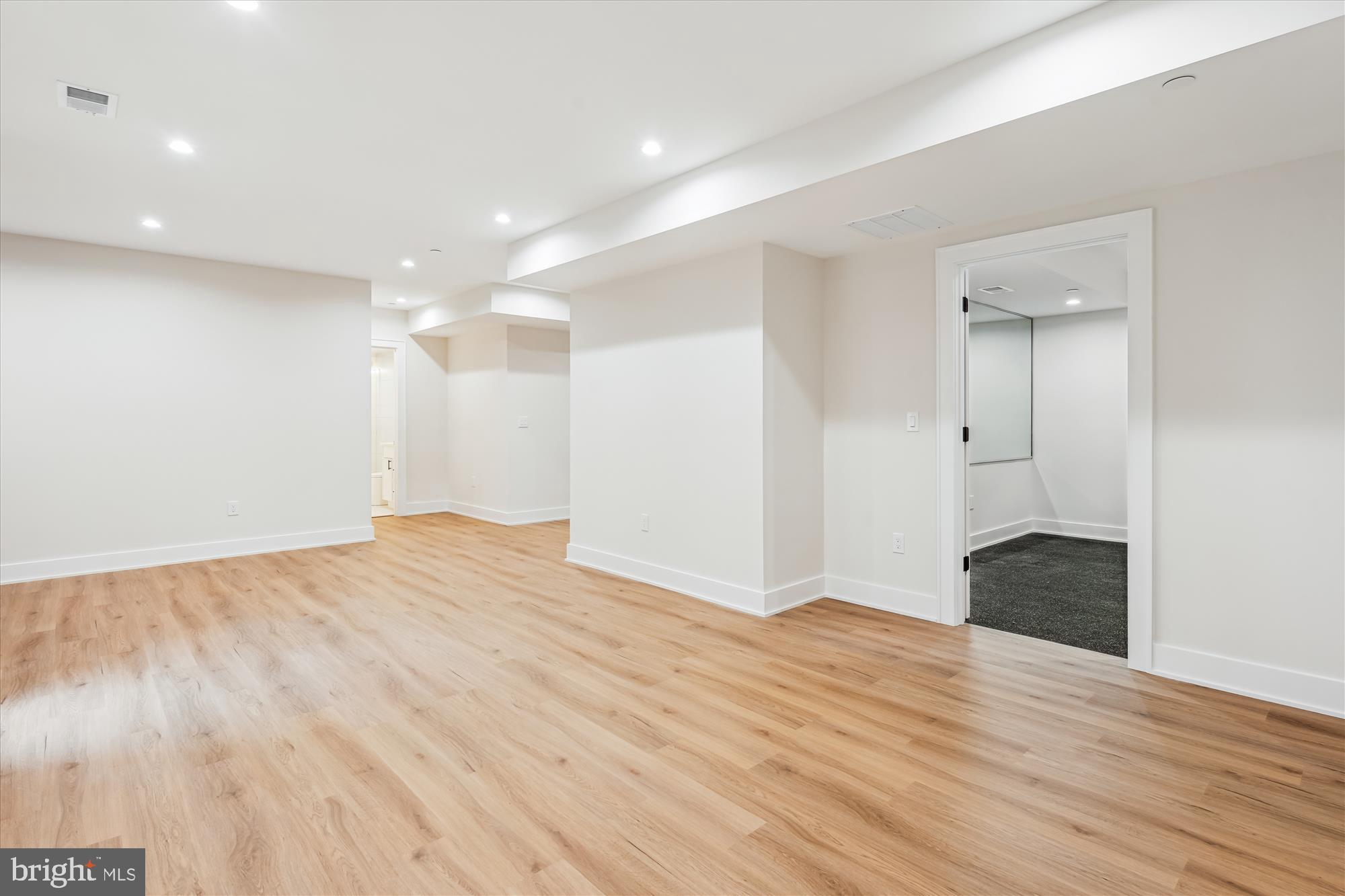 GEORGETOWN VILLAGE - Residential