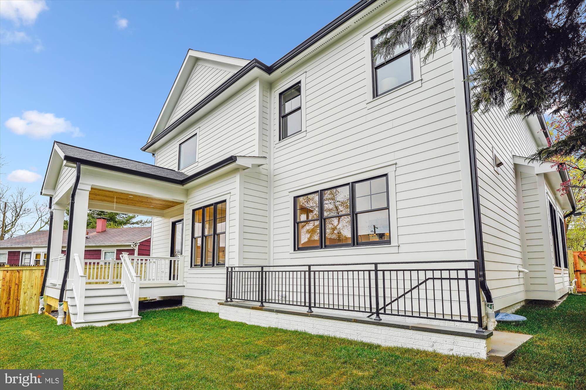 GEORGETOWN VILLAGE - Residential