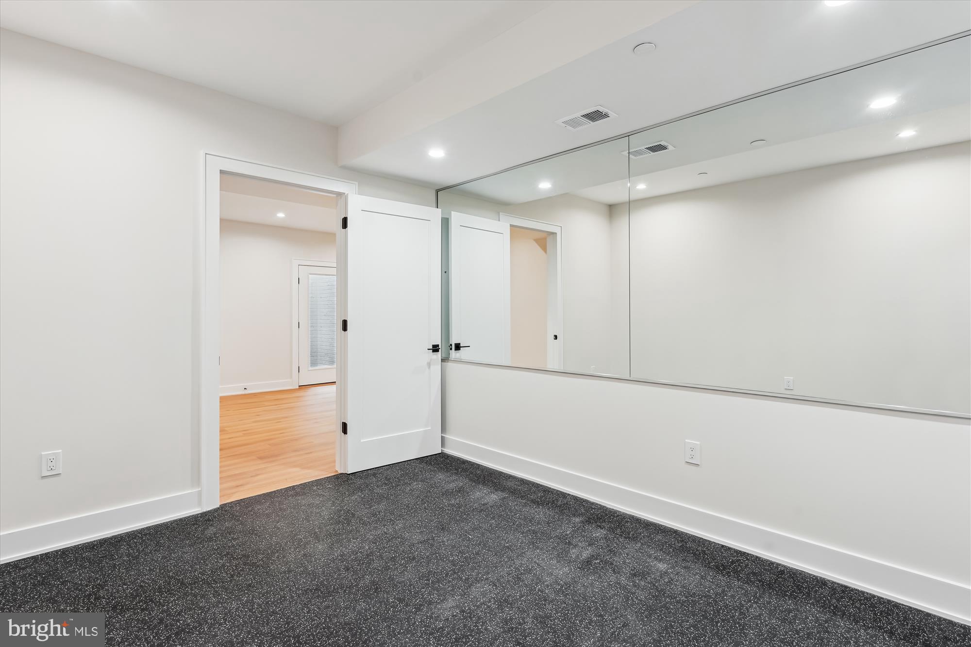 GEORGETOWN VILLAGE - Residential