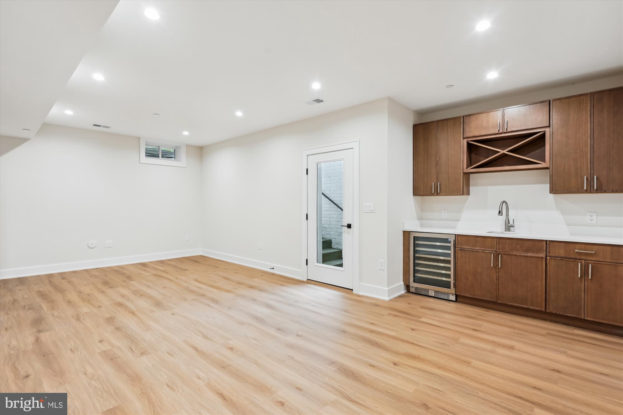 GEORGETOWN VILLAGE - Residential