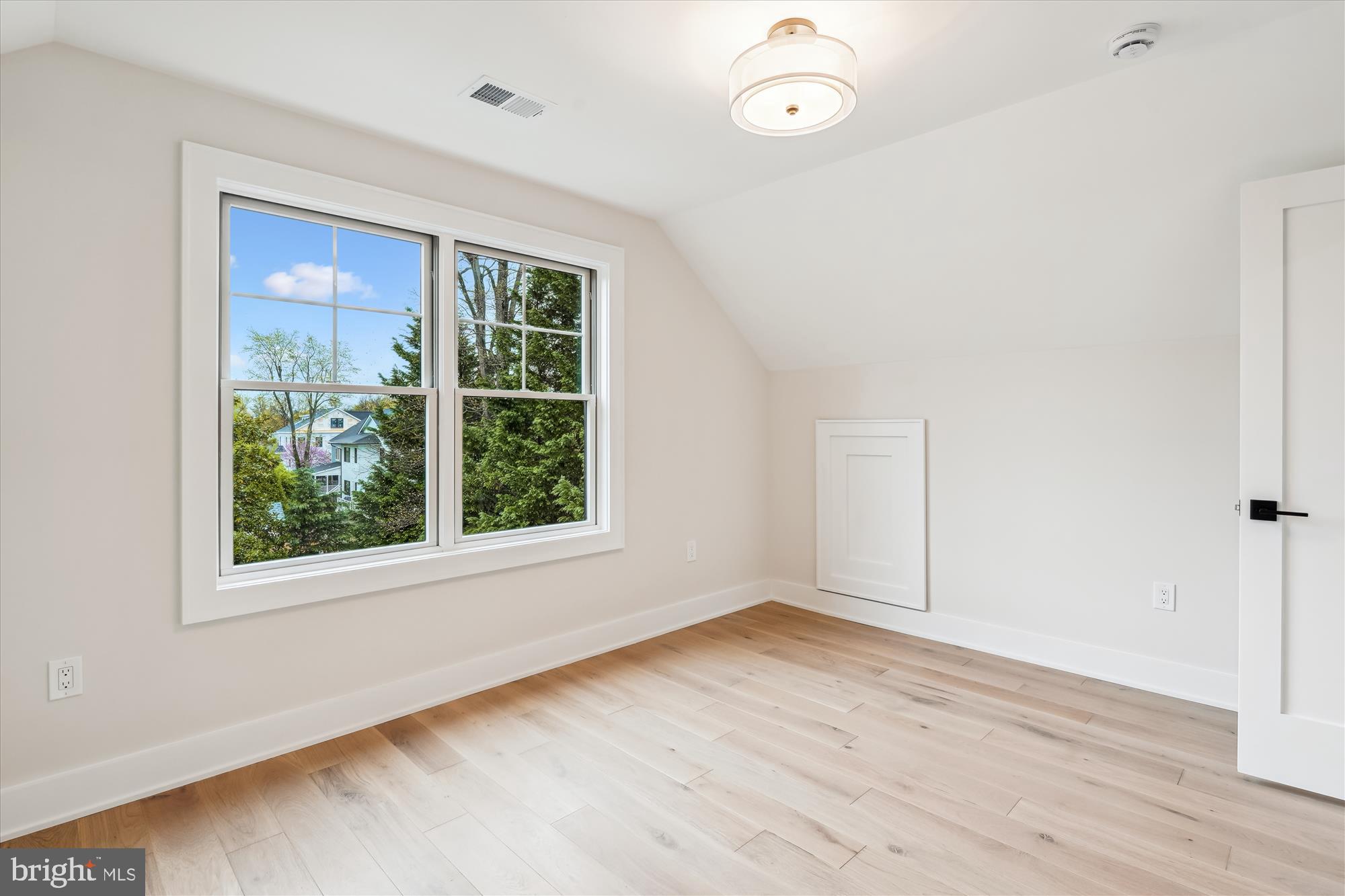 GEORGETOWN VILLAGE - Residential