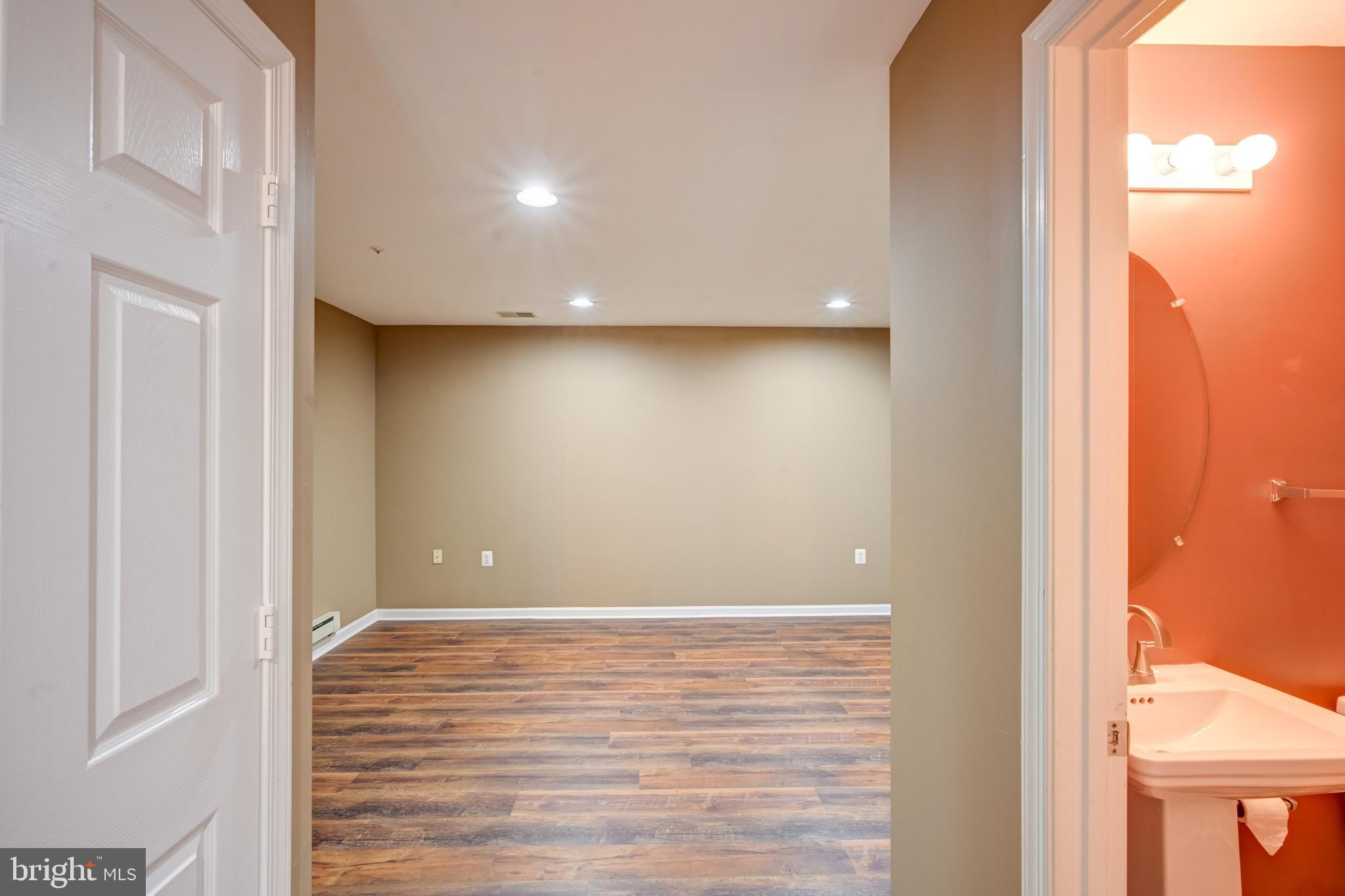 LYONS GATE - Residential Lease