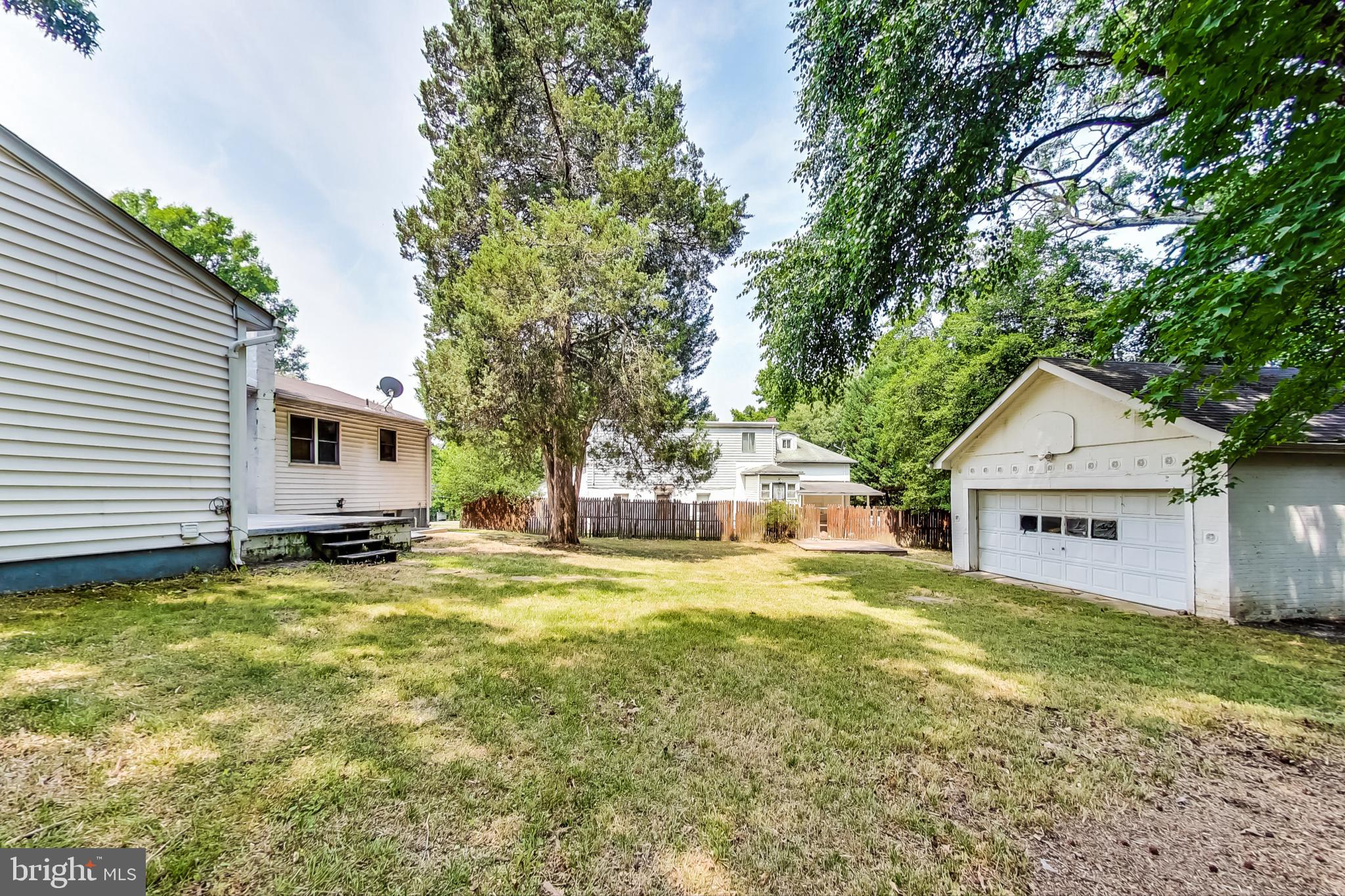 PRINCESS GARDENS - Residential