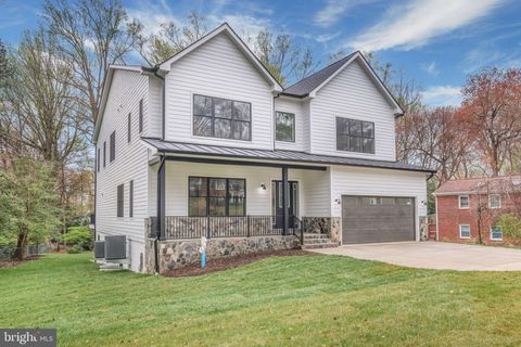 listing image 114