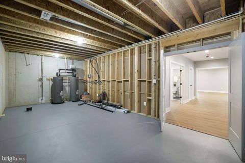 listing image 110