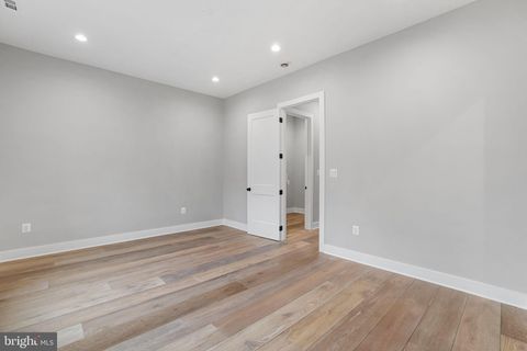 listing image 87