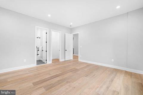 listing image 79