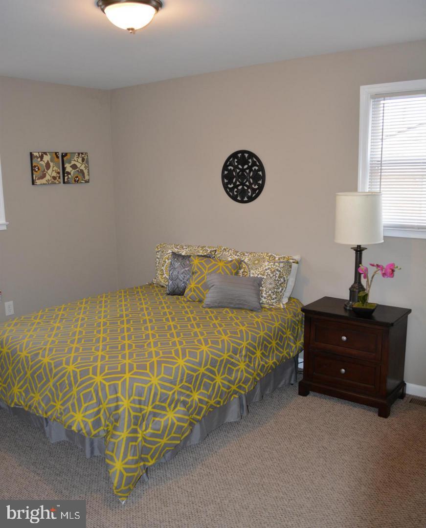 SUBURBAN ESTATES - Residential