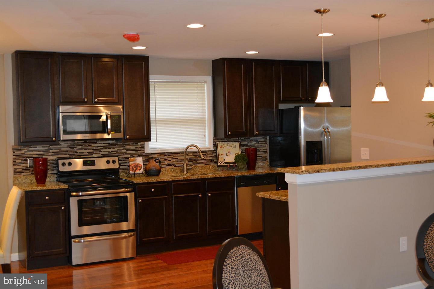 SUBURBAN ESTATES - Residential