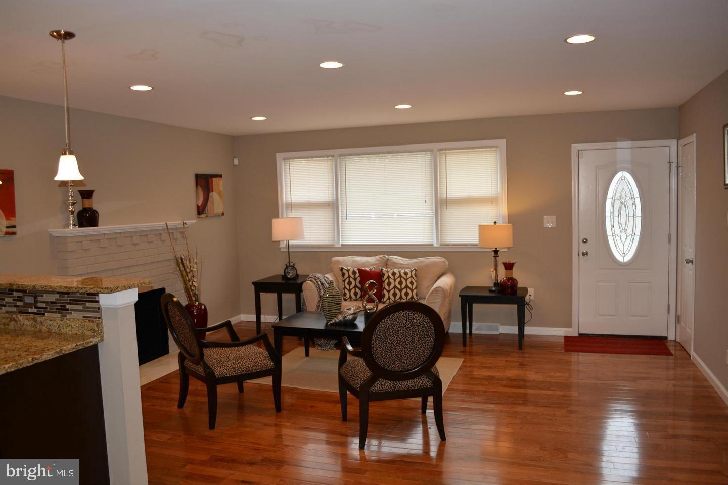 SUBURBAN ESTATES - Residential