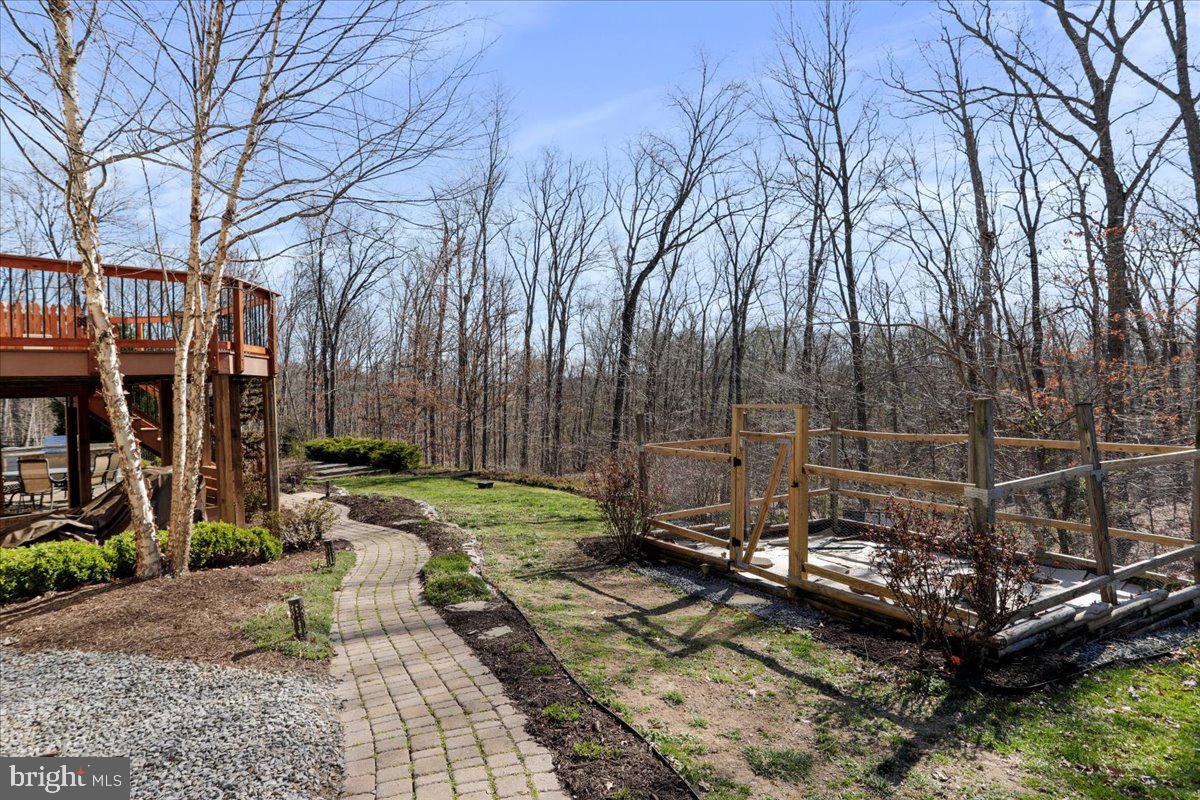 OAK LANE ESTATES - Residential