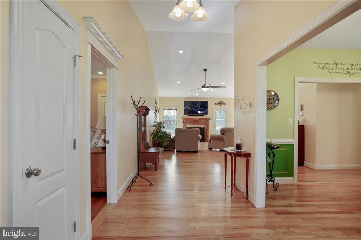 OAK LANE ESTATES - Residential