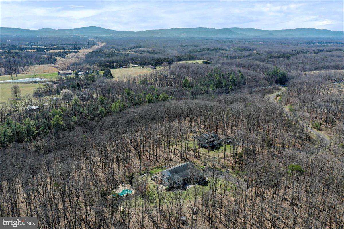 OAK LANE ESTATES - Residential
