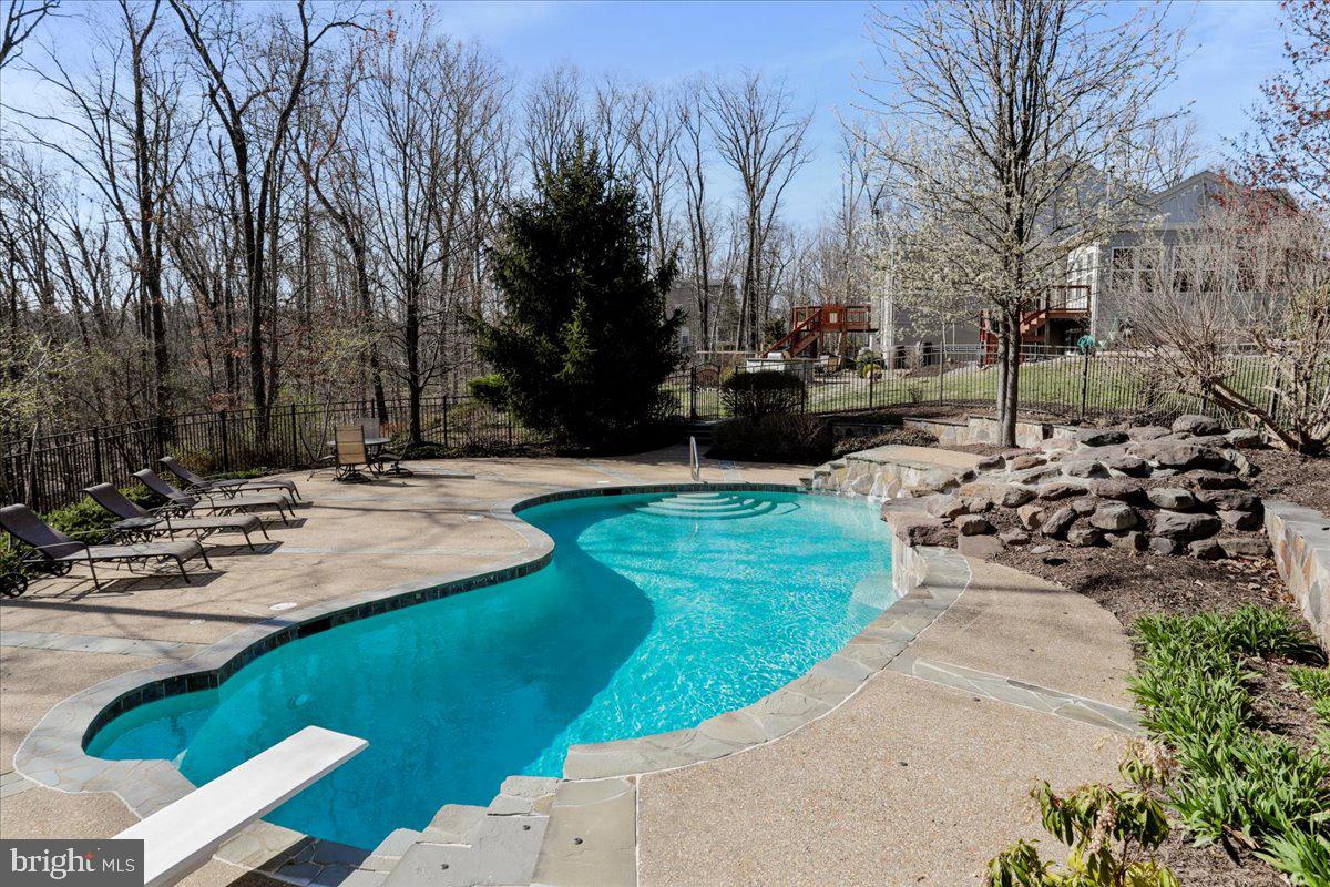 OAK LANE ESTATES - Residential