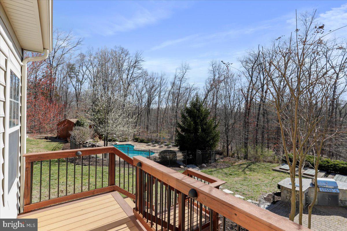 OAK LANE ESTATES - Residential