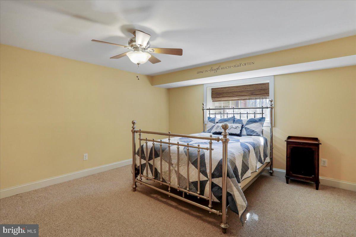 OAK LANE ESTATES - Residential