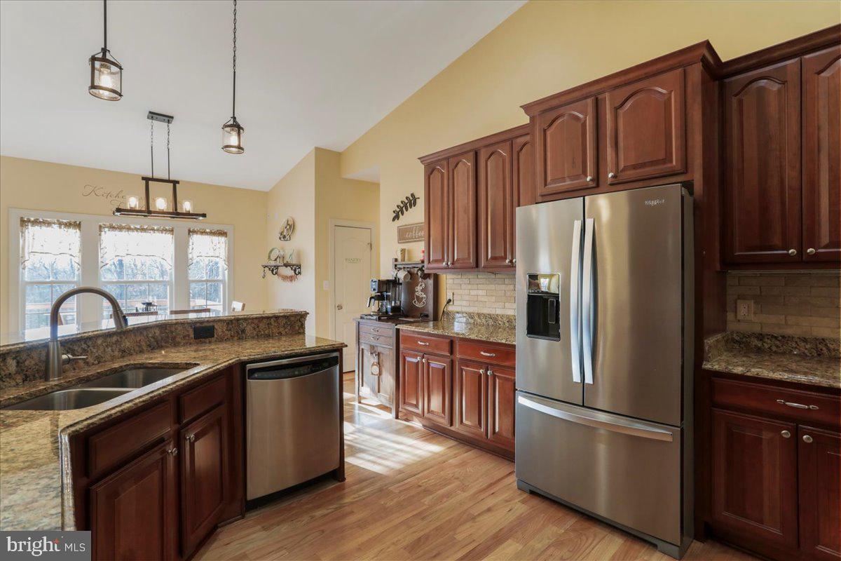 OAK LANE ESTATES - Residential