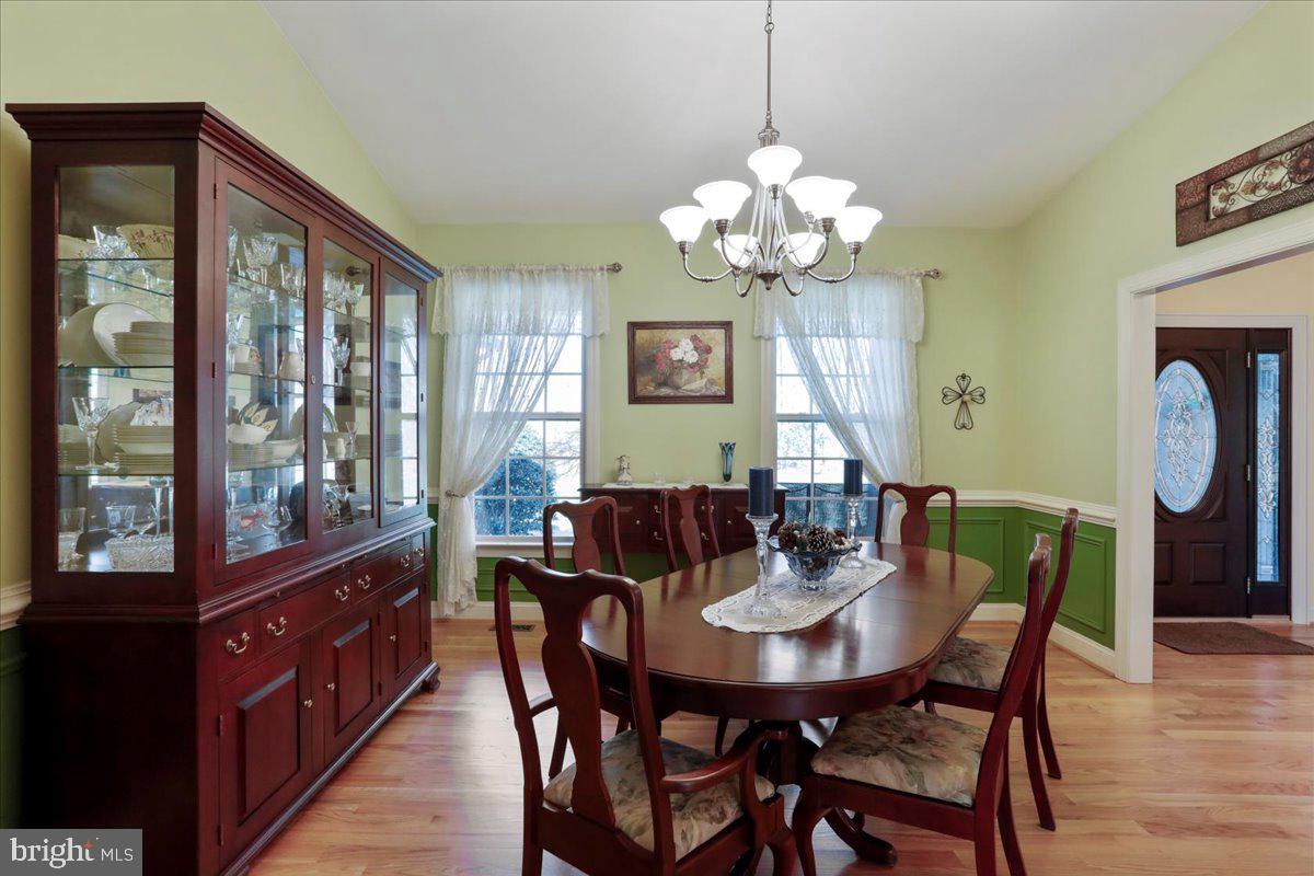 OAK LANE ESTATES - Residential