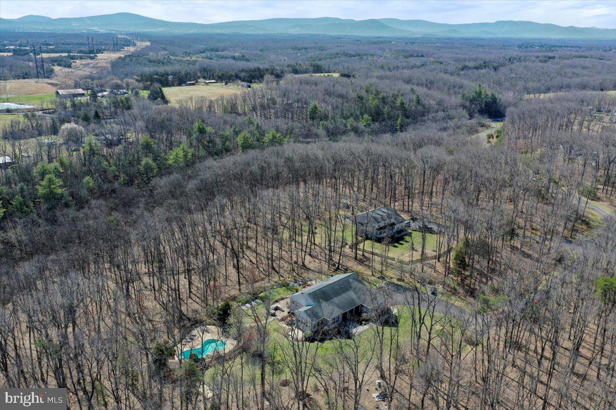 OAK LANE ESTATES - Residential