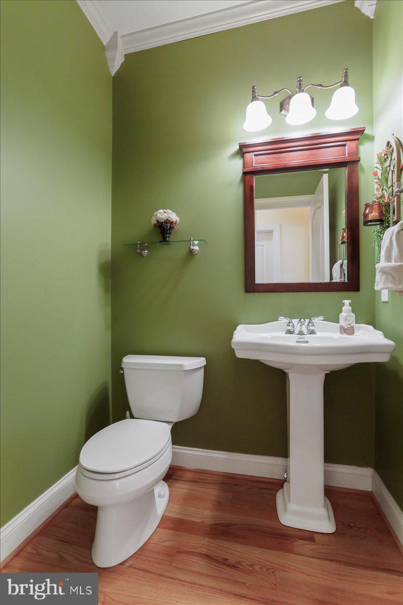 OAK LANE ESTATES - Residential