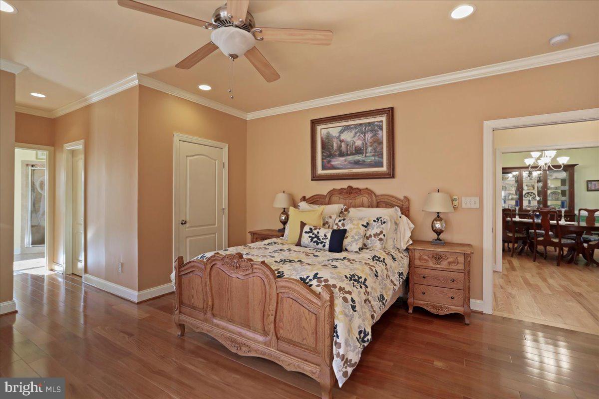 OAK LANE ESTATES - Residential