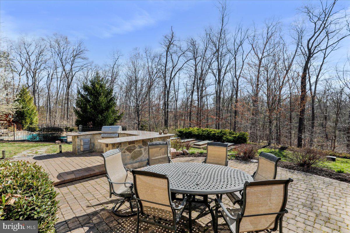 OAK LANE ESTATES - Residential