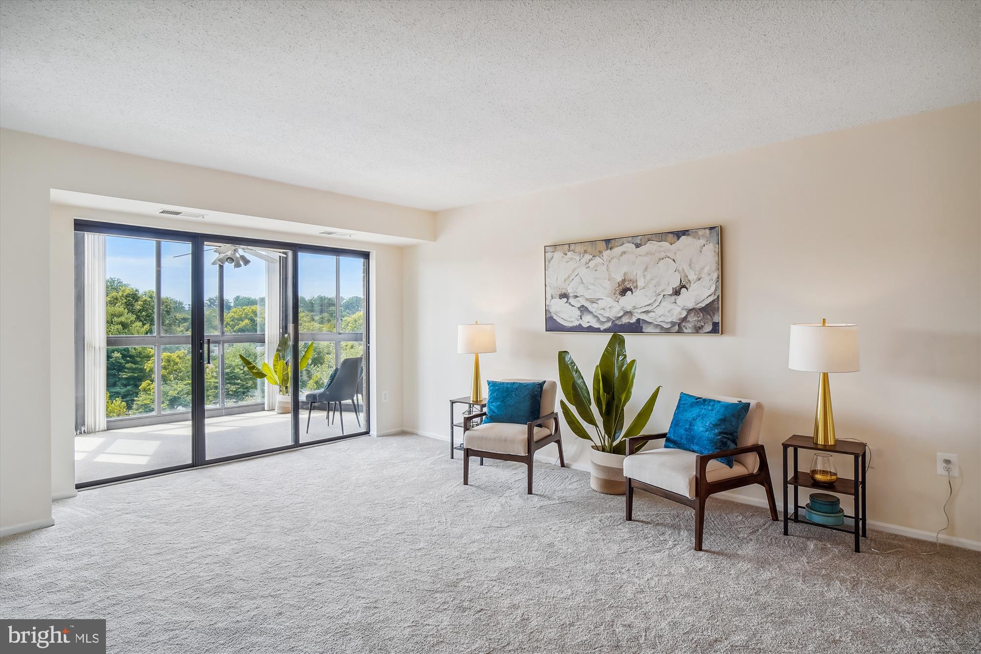 LEISURE WORLD - Residential