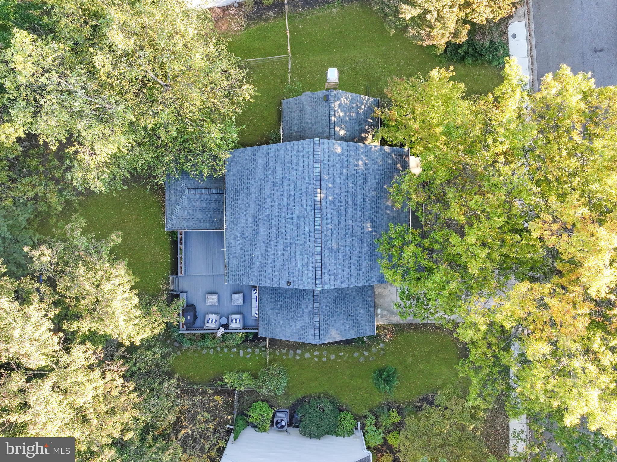 HUNT MEADOW - Residential