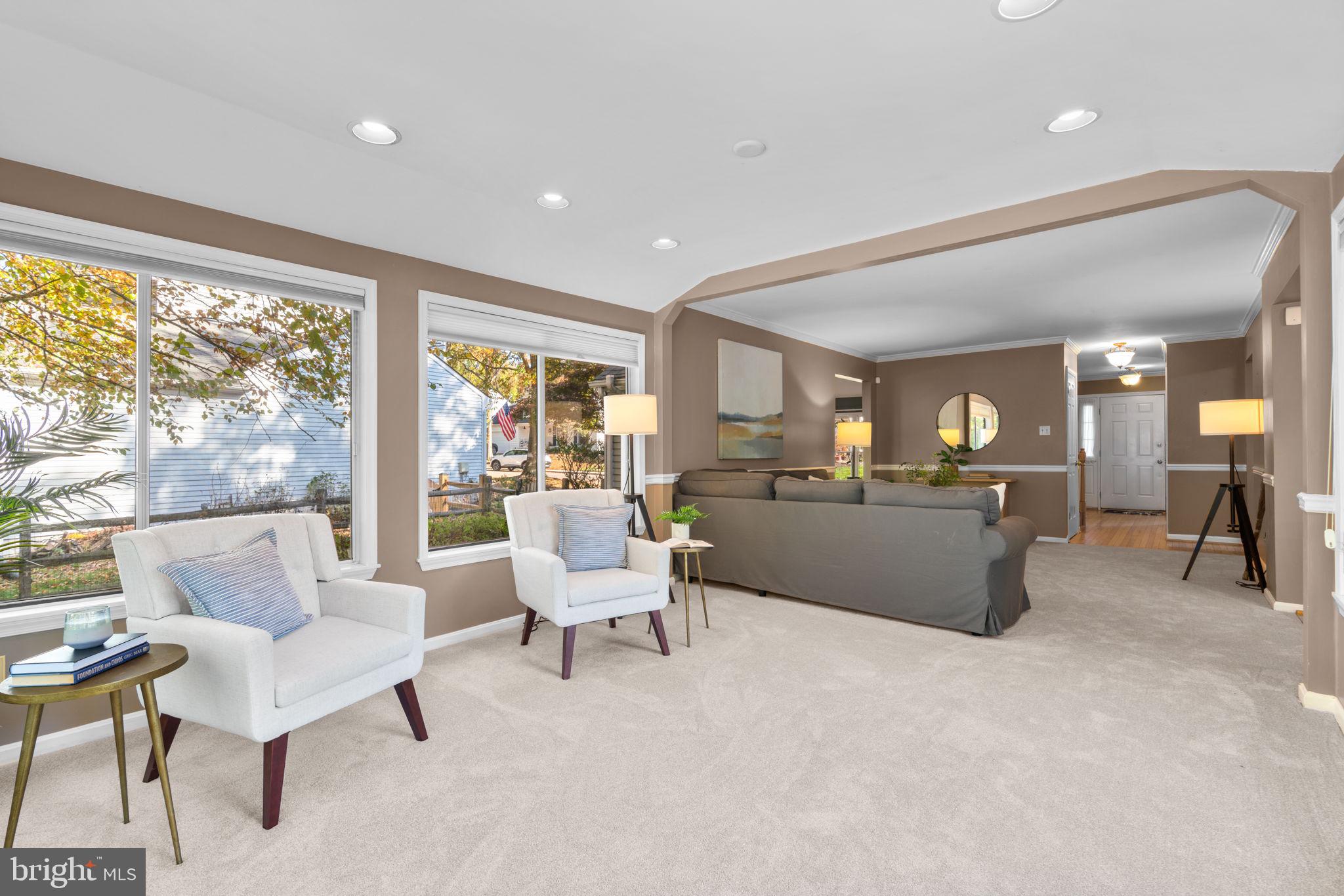 HUNT MEADOW - Residential