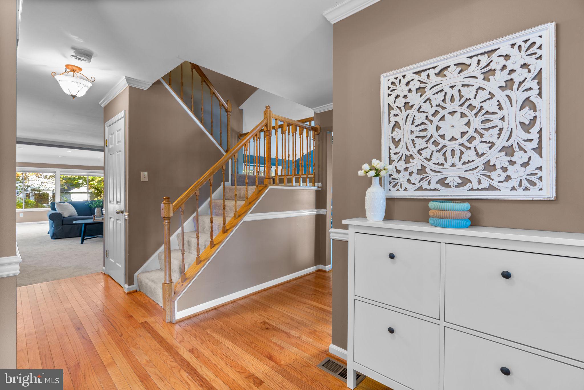 HUNT MEADOW - Residential