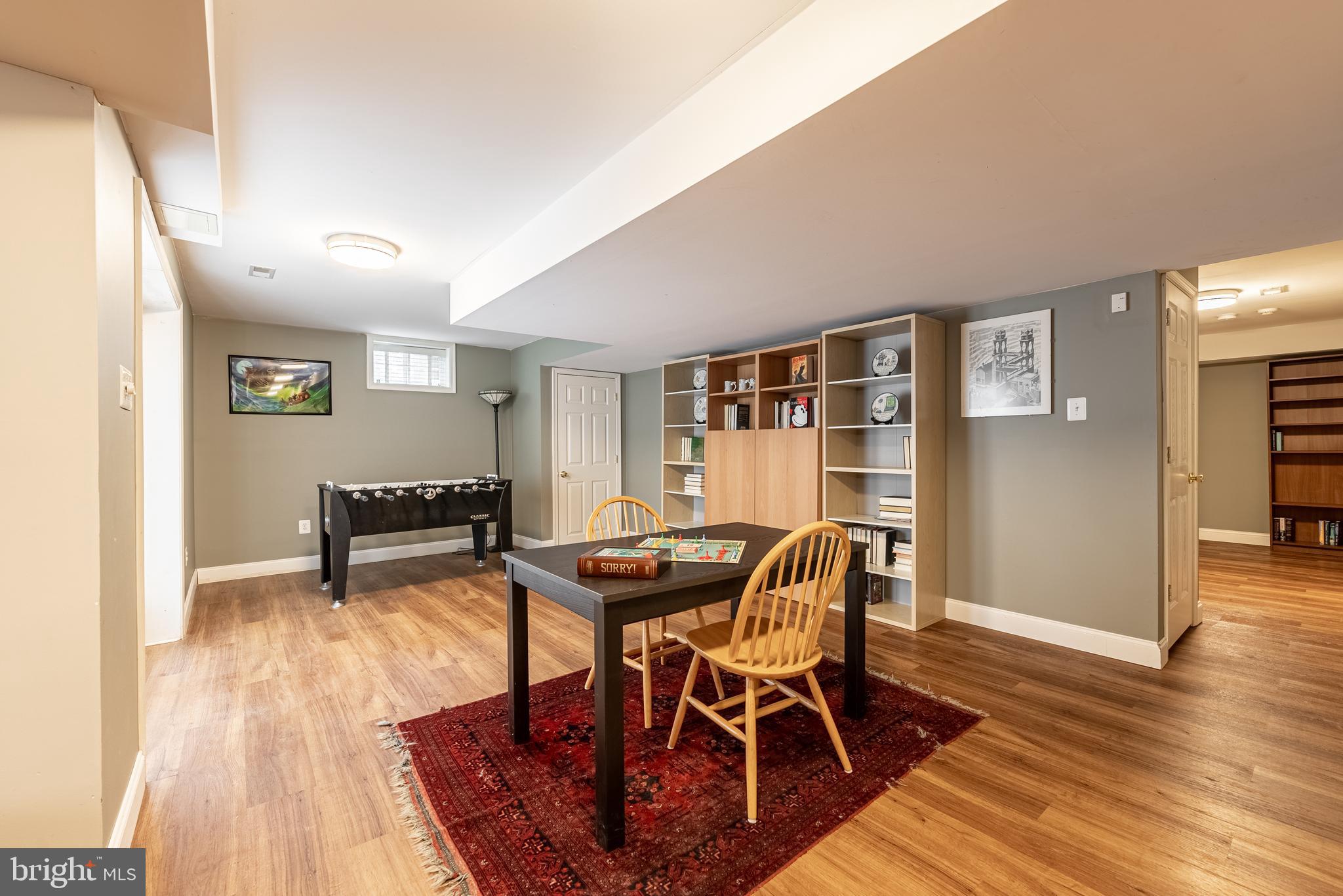 SHERLOCK HOLMES ESTATES - Residential