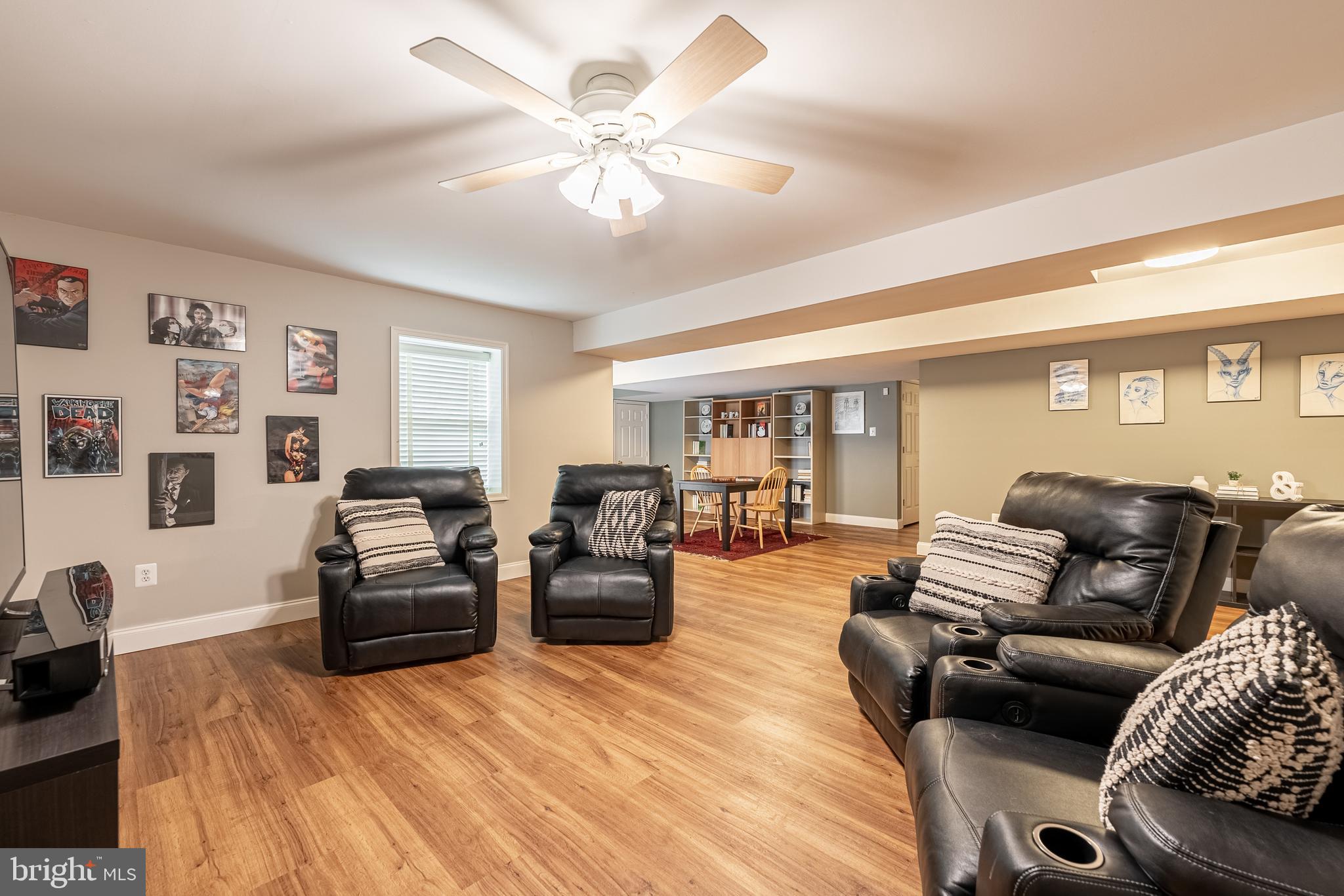 SHERLOCK HOLMES ESTATES - Residential