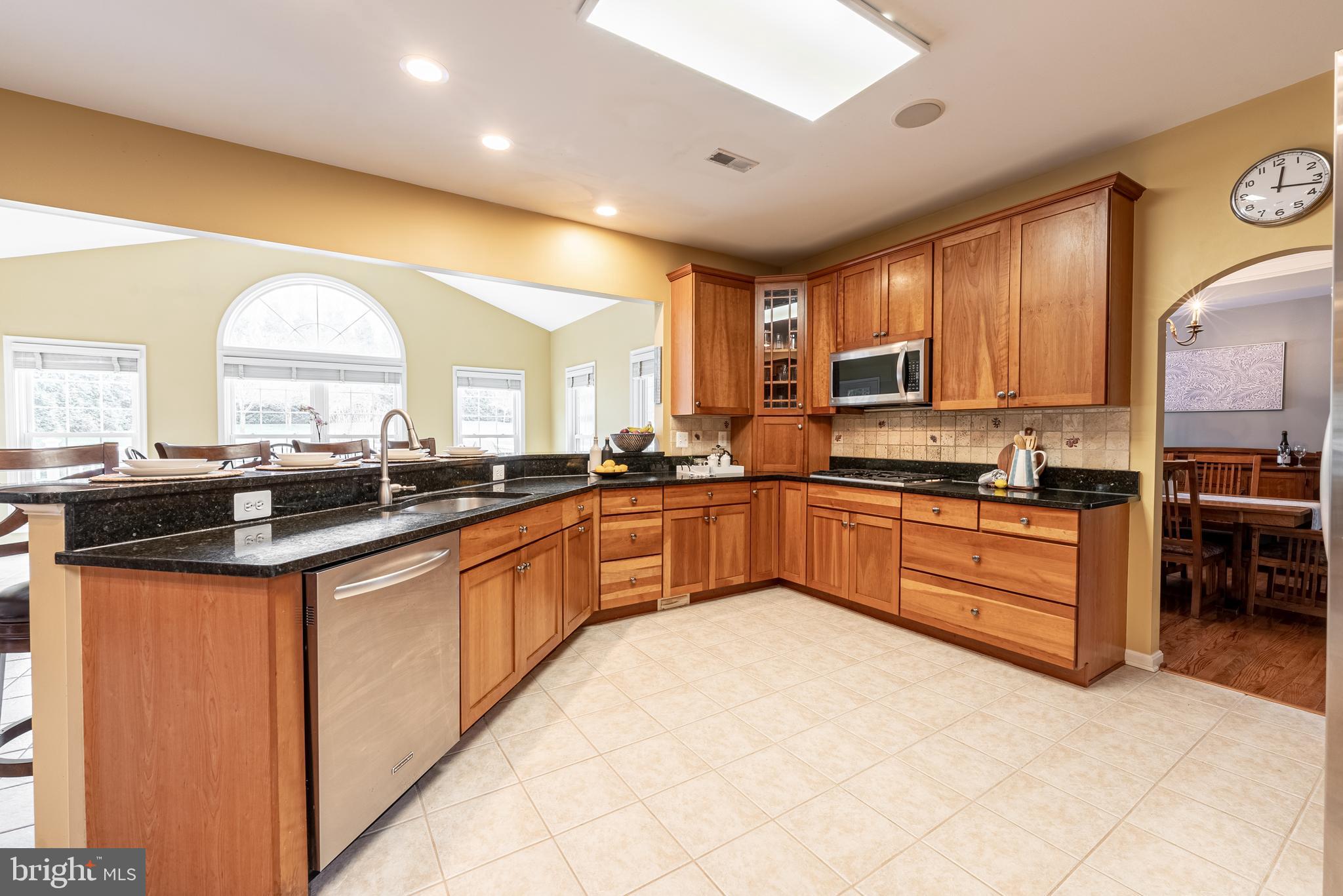 SHERLOCK HOLMES ESTATES - Residential