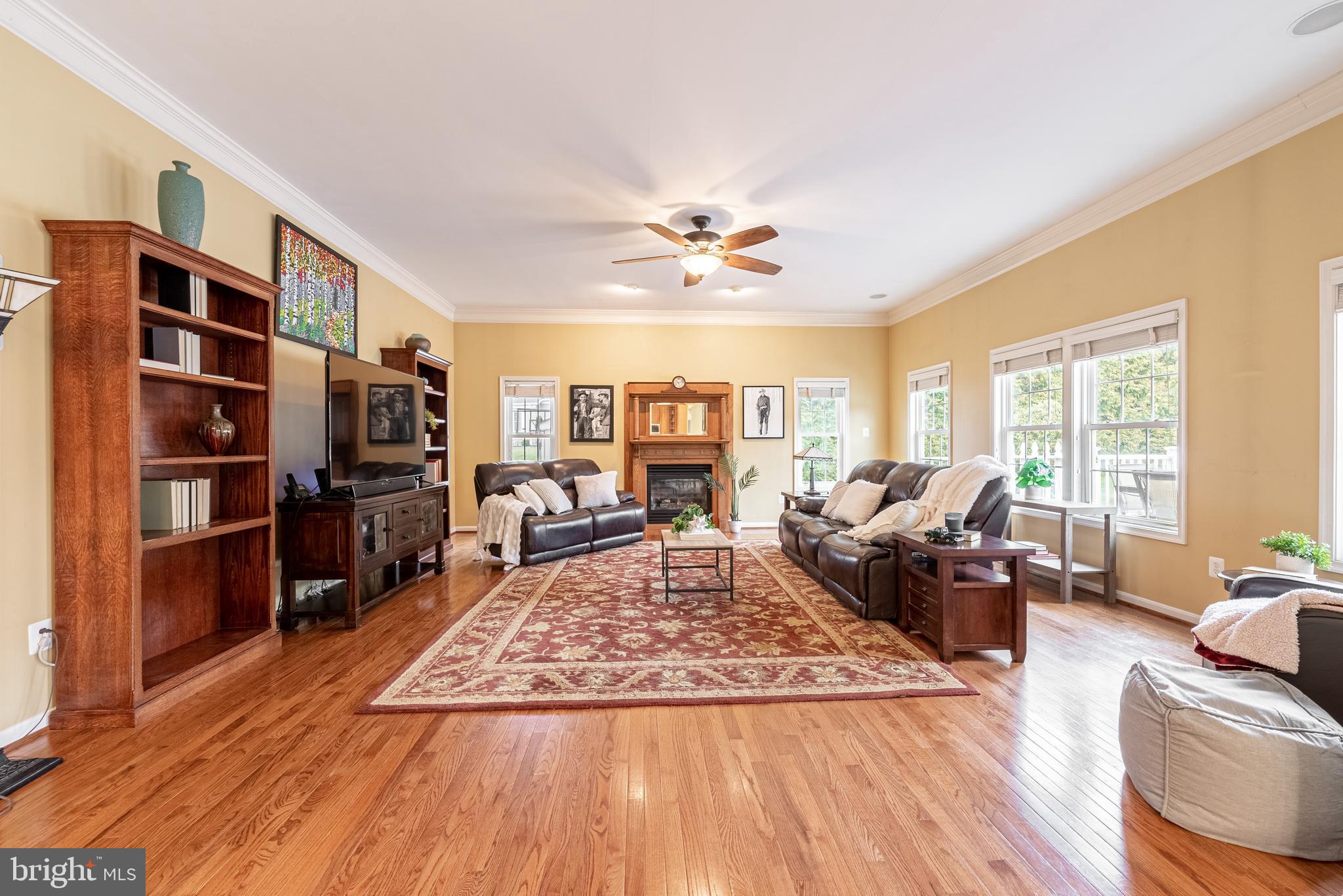 SHERLOCK HOLMES ESTATES - Residential