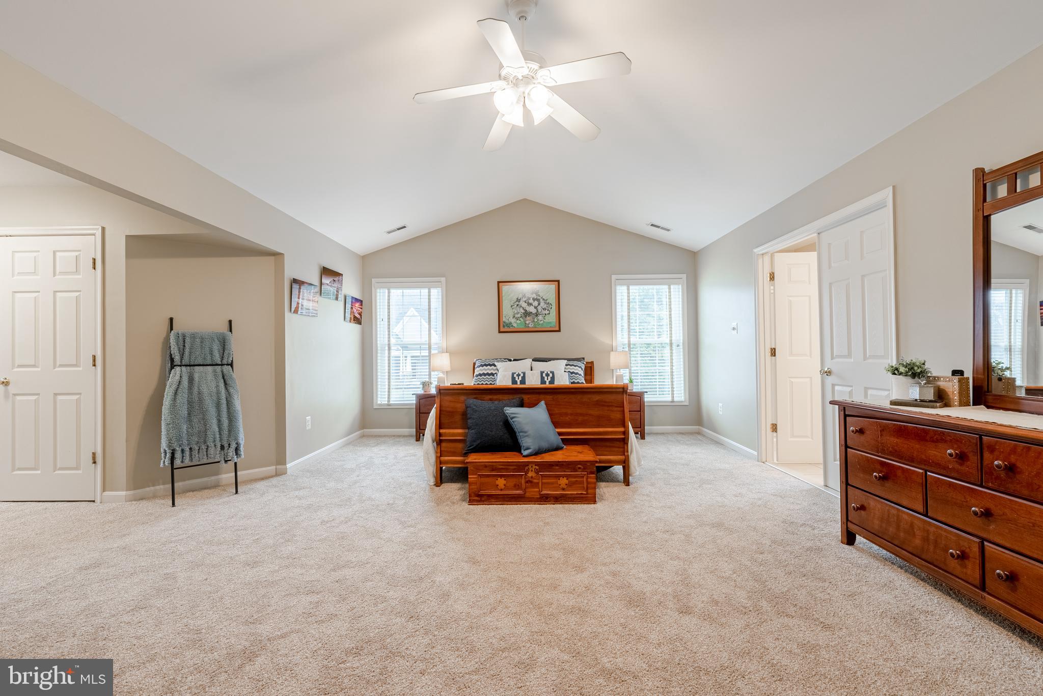 SHERLOCK HOLMES ESTATES - Residential